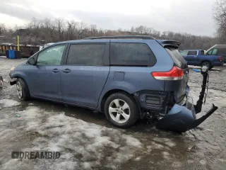 2014 Toyota Sienna LE AAS with VIN 5TDKK3DC7ES457093, listed as a Copart auction lot 84816084 with 171,256 mi miles and Salvage Title. Bid and sale history available at carsss.com. Image 2.