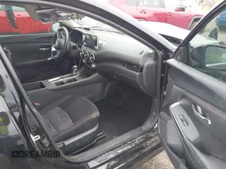 2024 Nissan Sentra SR with VIN 3N1AB8DV4RY255002, listed as a IAAI auction lot 42461623 with 19,189 mi miles and . Bid and sale history available at DreamBid. Image 5.