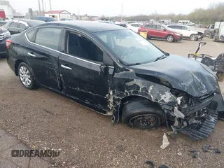 2014 Nissan Sentra SV z VIN 3N1AB7AP7EL660021, wystawiony jako IAAI lot #42017838 z przebiegiem 146 485 mil mil oraz . Historia ofert i sprzedaży dostępna na DreamBid. Obrazek 1.