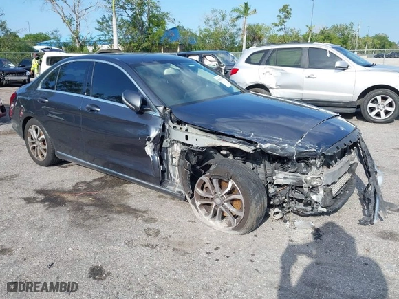2015 Mercedes-Benz C-Class C 300 with VIN 55SWF4JB7FU084505, listed as a IAAI auction lot 41932523 with 1 mi miles. Bid and sale history available at carsss.com. Image 1.