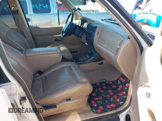 1998 Ford Explorer XL z VIN 1FMZU34E5WUA04870, wystawiony jako IAAI lot #41287974 z przebiegiem 188 448 mil mil oraz . Historia ofert i sprzedaży dostępna na DreamBid. Obrazek 5.