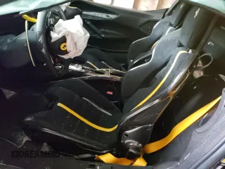 2023 Ferrari SF90 z VIN ZFF95NLA8P0299159, wystawiony jako Copart lot #52724044 z przebiegiem Nie podano mil oraz Szkody całkowita. Historia ofert i sprzedaży dostępna na DreamBid. Obrazek 7.