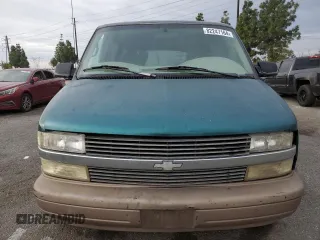 2000 Chevrolet Astro with VIN 1GNDM19W9YB191640, listed as a Copart auction lot 82247164 with 168,605 mi miles and Salvage Title. Bid and sale history available at carsss.com. Image 5.