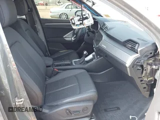 2022 Audi Q3 S line Premium Plus z VIN WA1EECF39N1066181, wystawiony jako IAAI lot #42570617 z przebiegiem 33 066 mil mil oraz . Historia ofert i sprzedaży dostępna na DreamBid. Obrazek 5.