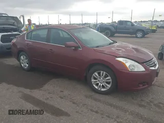 2011 Nissan Altima S with VIN 1N4AL2AP5BN438513, listed as a IAAI auction lot 42728514 with 172,506 mi miles and . Bid and sale history available at DreamBid. Image 1.