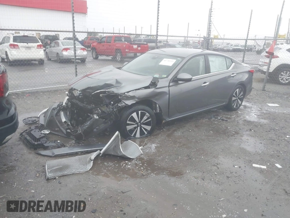 2021 Nissan Altima 2.5 SV with VIN 1N4BL4DV2MN365498, listed as a IAAI auction lot 40728315 with 72,035 mi miles. Bid and sale history available at carsss.com. Image 2.