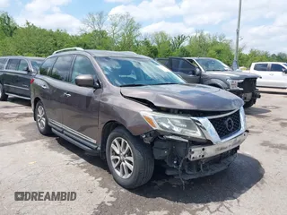 2015 Nissan Pathfinder SL with VIN 5N1AR2MNXFC689849, listed as a IAAI auction lot 42038551 with 165,019 mi miles and . Bid and sale history available at DreamBid. Image 1.
