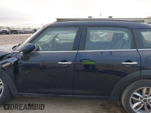 2013 MINI Countryman S with VIN WMWZC3C59DWP24390, listed as a IAAI auction lot 42038509 with 134,903 mi miles and . Bid and sale history available at DreamBid. Image 15.