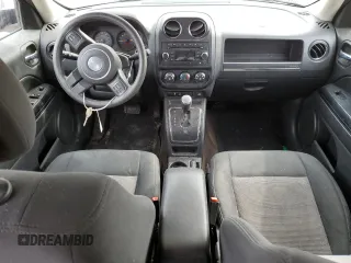 2015 Jeep Patriot Altitude Edition with VIN 1C4NJPBA7FD211277, listed as a Copart auction lot 52526755 with 97,512 mi miles and Salvage Title. Bid and sale history available at carsss.com. Image 8.
