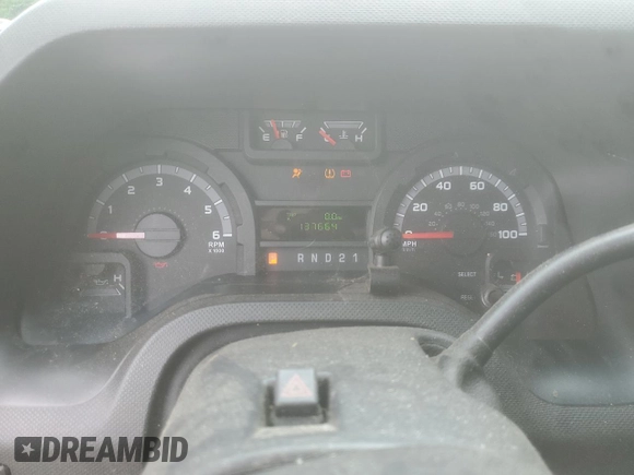 2013 Ford Econoline Cargo Commercial z VIN 1FTNE2EW7DDA53888, wystawiony jako Copart lot #58462125 z przebiegiem 137 664 mil mil oraz Szkoda całkowita • Salvage title. Historia ofert i sprzedaży dostępna na DreamBid. Obrazek 9.