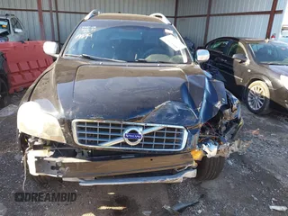 2013 Volvo XC90 Premier Plus z VIN YV4952CY6D1667612, wystawiony jako IAAI lot #40853303 z przebiegiem 104 750 mil mil oraz . Historia ofert i sprzedaży dostępna na DreamBid. Obrazek 13.