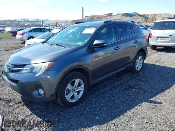 2014 Toyota RAV4 XLE with VIN 2T3RFREV2EW143193, listed as a IAAI auction lot 41892552 with 185,433 mi miles. Bid and sale history available at carsss.com. Image 2.
