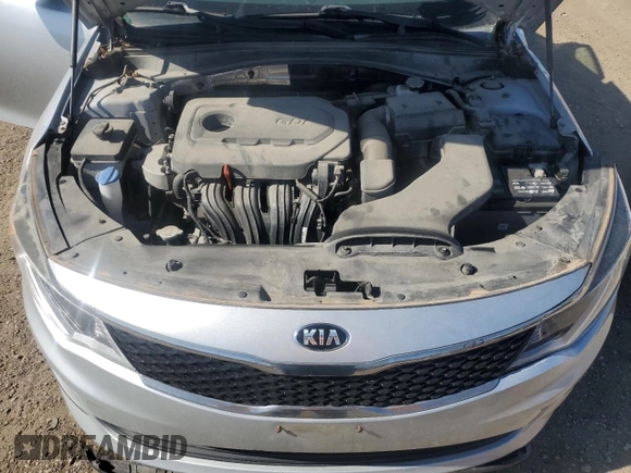 2017 Kia Optima LX z VIN 5XXGT4L33HG148818, wystawiony jako Copart lot #52199705 z przebiegiem 87 623 mil mil oraz Szkoda całkowita • Salvage title. Historia ofert i sprzedaży dostępna na DreamBid. Obrazek 13.