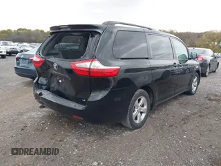 2017 Toyota Sienna LE Auto Access Seat with VIN 5TDKZ3DC4HS801298, listed as a IAAI auction lot 40805212 with 133,991 mi miles. Bid and sale history available at carsss.com. Image 4.