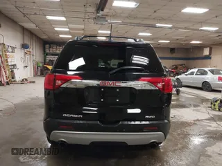 2018 GMC Acadia SLT z VIN 1GKKNULS6JZ214930, wystawiony jako IAAI lot #41850678 z przebiegiem 110 447 mil mil oraz . Historia ofert i sprzedaży dostępna na DreamBid. Obrazek 16.