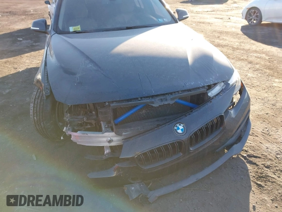 2018 BMW 3 Series 320i xDrive with VIN WBA8E5G57JNU47770, listed as a IAAI auction lot 41409122 with 62,198 mi miles. Bid and sale history available at carsss.com. Image 6.