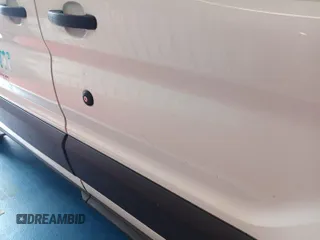 2016 Ford Transit Cargo с VIN 1FTYE1YM1GKB15531, выставлен на аукционе IAAI как лот 42786358 с пробегом 145 600 миль миль и . История ставок и продаж доступна на DreamBid. Изображение 27.