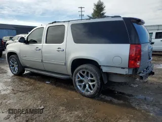 2013 GMC Yukon XL SLE with VIN 1GKS1HE02DR203829, listed as a Copart auction lot 42528135 with 191,223 mi miles and Clean Title. Bid and sale history available at carsss.com. Image 2.