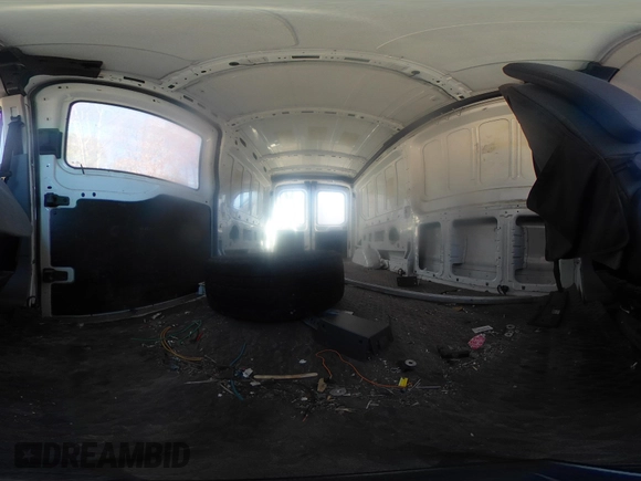 2016 Ford Transit Cargo z VIN 1FTYR2CG4GKA82911, wystawiony jako IAAI lot #41909433 z przebiegiem Nie podano mil oraz . Historia ofert i sprzedaży dostępna na DreamBid. Obrazek 24.