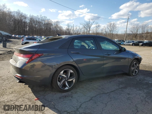 2023 Hyundai Elantra SEL z VIN KMHLS4AGXPU565428, wystawiony jako Copart lot #50347355 z przebiegiem Nie podano mil oraz Szkoda całkowita • Salvage title. Historia ofert i sprzedaży dostępna na DreamBid. Obrazek 3.