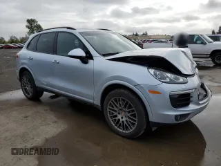 2017 Porsche Cayenne с VIN WP1AA2A27HKA83499, выставлен на аукционе Copart как лот 52364025 с пробегом 101 905 миль миль и Списание • Salvage title. История ставок и продаж доступна на DreamBid. Изображение 4.