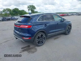 2017 Lincoln MKC Reserve with VIN 5LMTJ3DH0HUL27796, listed as a IAAI auction lot 42469998 with 126,487 mi miles and . Bid and sale history available at DreamBid. Image 4.