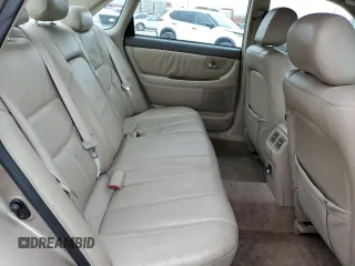 2000 Toyota Avalon XL with VIN 4T1BF28B8YU084223, listed as a Copart auction lot 47841965 with 331,346 mi miles and Salvage title. Bid and sale history available at DreamBid. Image 10.