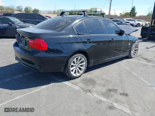 2011 BMW 3 Series 328i xDrive with VIN WBAPK5G56BNN30693, listed as a IAAI auction lot 41344589 with 1 mi miles. Bid and sale history available at carsss.com. Image 4.