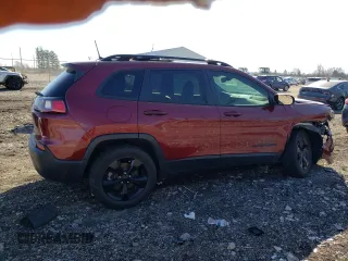 2020 Jeep Cherokee Altitude with VIN 1C4PJMLN1LD553943, listed as a Copart auction lot 48331895 with 53,621 mi miles and Salvage Title. Bid and sale history available at carsss.com. Image 3.