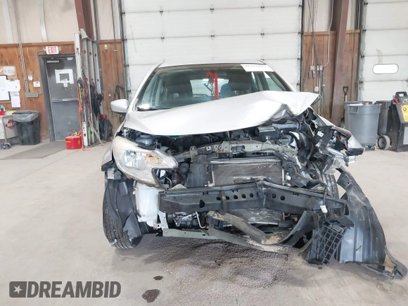 2015 Nissan Note S with VIN 3N1CE2CP9FL375354, listed as a IAAI auction lot 42333993 with 95,452 mi miles and . Bid and sale history available at DreamBid. Image 6.