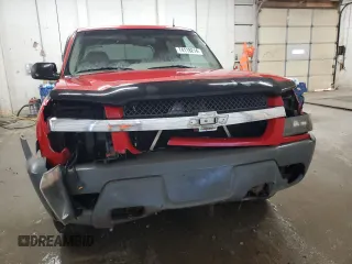 2002 Chevrolet Avalanche with VIN 3GNEC13T82G127464, listed as a Copart auction lot 74118214 with 195,273 mi miles and Salvage Title. Bid and sale history available at carsss.com. Image 5.
