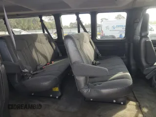 2001 Chevrolet Express with VIN 1GAHG39R511239436, listed as a Copart auction lot 43115255 with 91,398 mi miles and Clean Title. Bid and sale history available at carsss.com. Image 11.