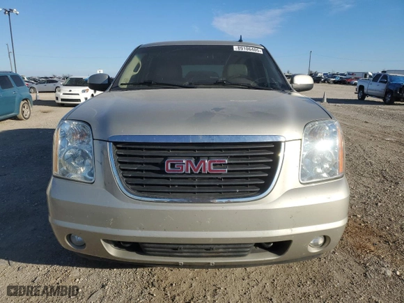 2014 GMC Yukon SLT with VIN 1GKS2CE00ER245594, listed as a Copart auction lot 89106405 with 208,159 mi miles and Clean Title. Bid and sale history available at carsss.com. Image 5.