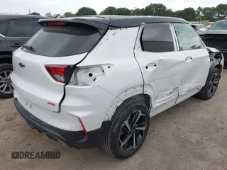 2022 Chevrolet TrailBlazer RS with VIN KL79MTSL3NB118959, listed as a IAAI auction lot 42148245 with 18,874 mi miles. Bid and sale history available at carsss.com. Image 4.