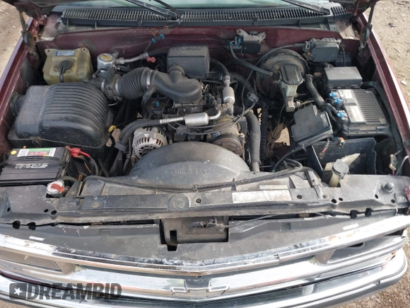 1997 Chevrolet Silverado 1500 with VIN 2GCEK19R5V1158174, listed as a IAAI auction lot 41461174 with 213,141 mi miles and . Bid and sale history available at DreamBid. Image 10.
