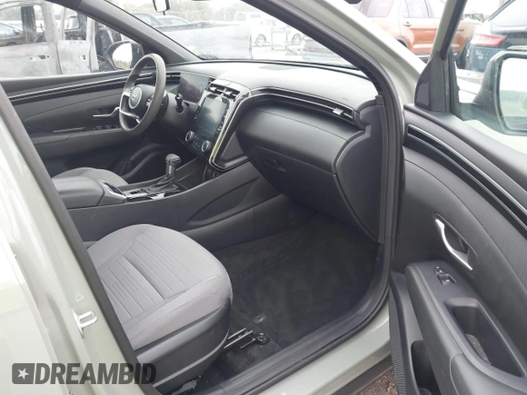 2022 Hyundai Santa Cruz SEL z VIN 5NTJCDAE1NH032206, wystawiony jako IAAI lot #40698704 z przebiegiem 40 182 mil mil oraz . Historia ofert i sprzedaży dostępna na DreamBid. Obrazek 5.