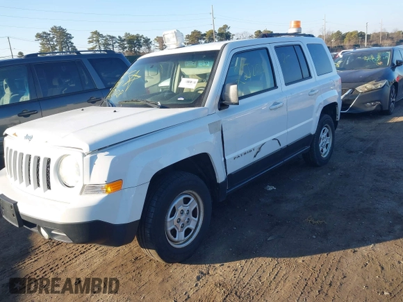 2014 Jeep Patriot Sport with VIN 1C4NJRBB8ED689405, listed as a IAAI auction lot 41679626 with Not Provided miles. Bid and sale history available at carsss.com. Image 2.