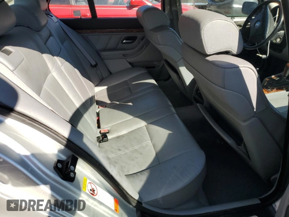 2000 BMW 5 Series 528iA with VIN WBADM6344YGU10582, listed as a Copart auction lot 77468634 with 0 mi miles and Salvage Title. Bid and sale history available at carsss.com. Image 10.