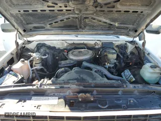 1990 Chevrolet Suburban with VIN 1GNER16K4LF170705, listed as a Copart auction lot 75886154 with 223,077 mi miles and Clean Title. Bid and sale history available at carsss.com. Image 11.