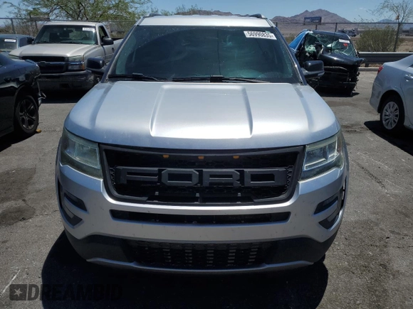 2017 Ford Explorer XLT with VIN 1FM5K7D81HGB22079, listed as a Copart auction lot 56990835 with 85,381 mi miles and Salvage title. Bid and sale history available at DreamBid. Image 5.