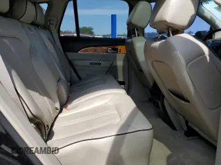 2012 Lincoln MKX z VIN 2LMDJ8JKXCBL19759, wystawiony jako Copart lot #58510945 z przebiegiem 168 027 mil mil oraz Szkoda całkowita • Salvage title. Historia ofert i sprzedaży dostępna na DreamBid. Obrazek 11.