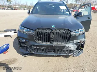 2022 BMW X7 M50i with VIN 5UXCX6C03N9M51772, listed as a IAAI auction lot 41780026 with 26,001 mi miles. Bid and sale history available at carsss.com. Image 17.