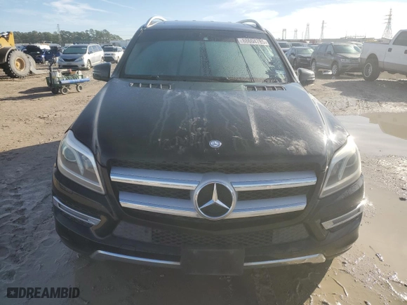 2013 Mercedes-Benz GL-Class GL 450 with VIN 4JGDF7CE5DA263791, listed as a Copart auction lot 88604785 with 223,487 mi miles and Clean Title. Bid and sale history available at carsss.com. Image 5.