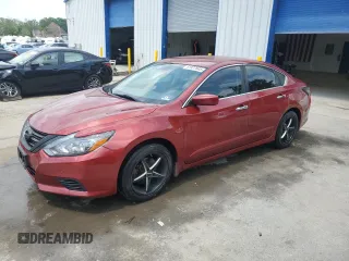 2017 Nissan Altima S with VIN 1N4AL3AP7HC133685, listed as a Copart auction lot 61977845 with 128,337 mi miles and Salvage title. Bid and sale history available at DreamBid. Image 1.