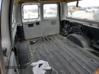 1997 Ford Econoline Wagon XL z VIN 1FMEE1163VHB75718, wystawiony jako Copart lot #71769224 z przebiegiem 79 635 mil mil oraz Szkody całkowita. Historia ofert i sprzedaży dostępna na DreamBid. Obrazek 10.