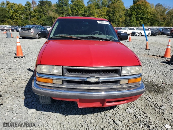 2000 Chevrolet Blazer LS with VIN 1GNCS18W9YK241469, listed as a Copart auction lot 75532144 with 216,870 mi miles and Salvage Title. Bid and sale history available at carsss.com. Image 5.