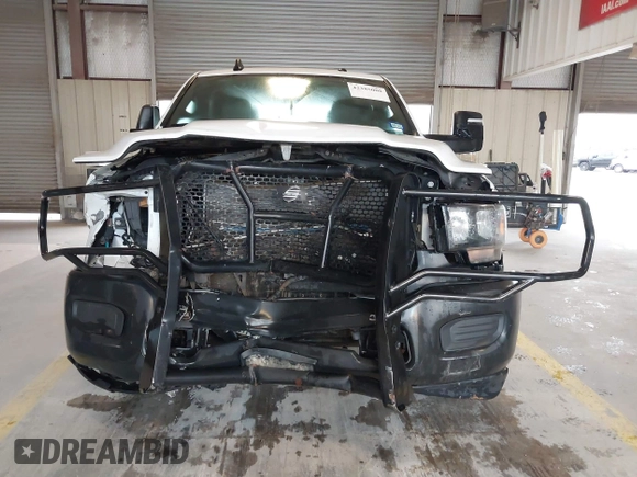 2023 Ram 2500 Tradesman z VIN 3C6UR5HJ0PG610057, wystawiony jako IAAI lot #42385008 z przebiegiem 21 105 mil mil oraz . Historia ofert i sprzedaży dostępna na DreamBid. Obrazek 12.