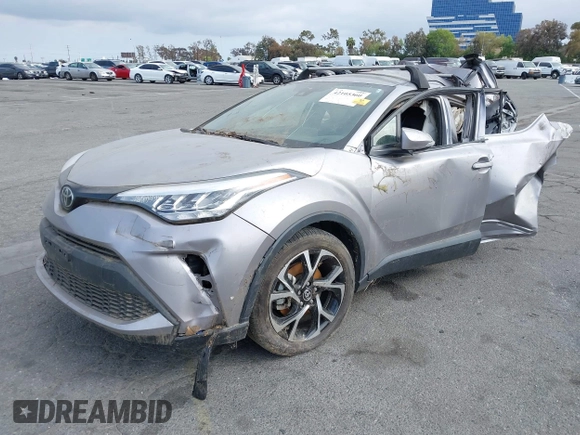 2020 Toyota C-HR LE with VIN JTNKHMBX9L1075101, listed as a IAAI auction lot 42105360 with 1 mi miles. Bid and sale history available at carsss.com. Image 2.