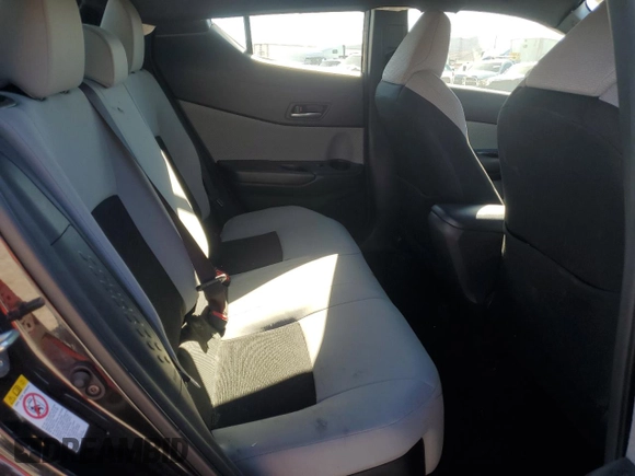 2019 Toyota C-HR XLE with VIN JTNKHMBX5K1049514, listed as a Copart auction lot 67380454 with 40,047 mi miles and Salvage Title. Bid and sale history available at DreamBid. Image 12.