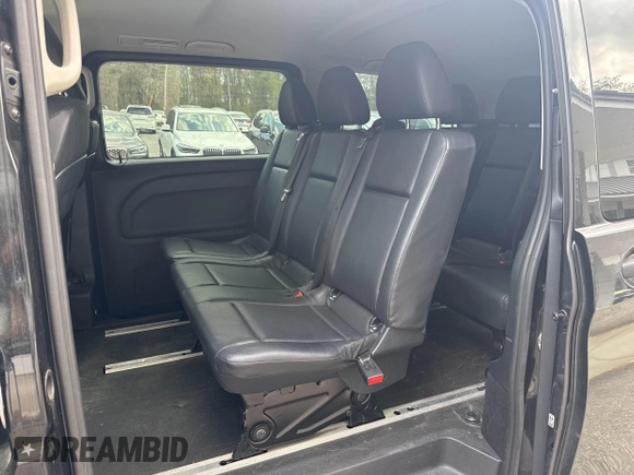 2020 Mercedes-Benz Metris with VIN W1WV0FEY7L3748338, listed as a IAAI auction lot 42196115 with 221,412 mi miles and . Bid and sale history available at DreamBid. Image 8.